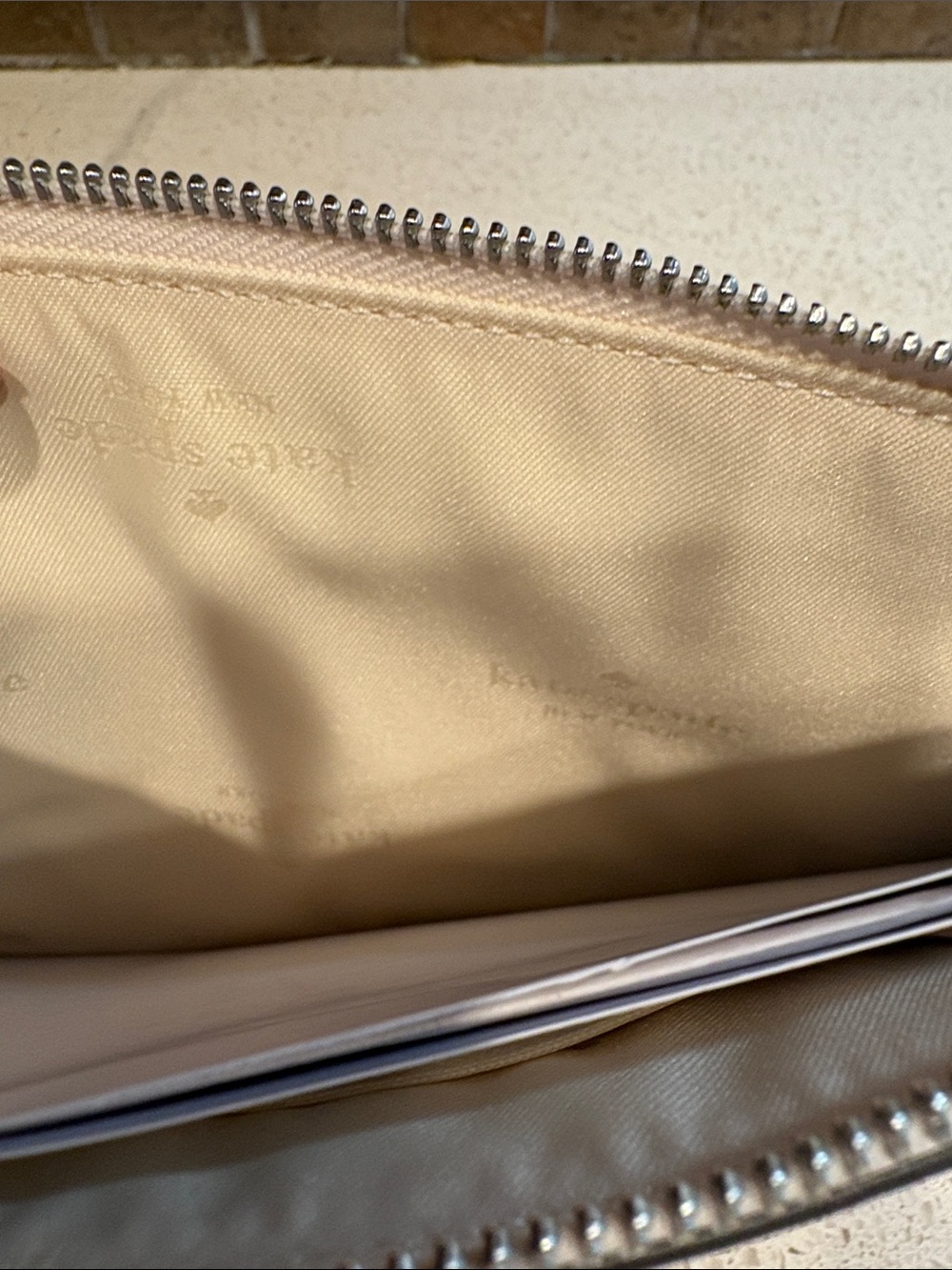Kate Spade Lucy NWT Peach Pebbled Leather with Leather Floral Appliqué MSRP $169 - Picture 10 of 10